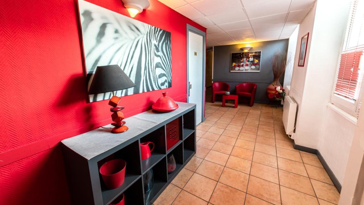 Hotel Furania Сент-Этьен Экстерьер фото